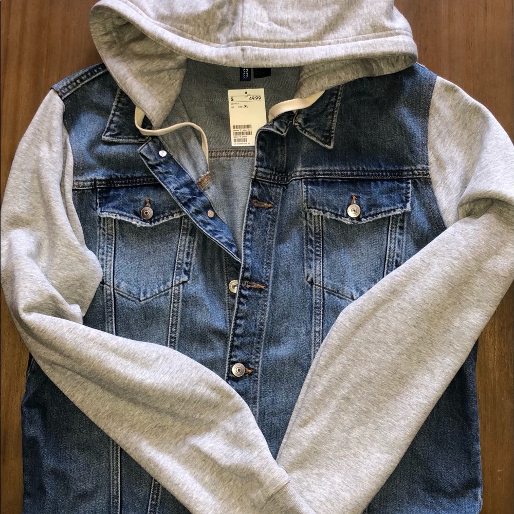 Hooded Denim Jacket men, size XL, brand new